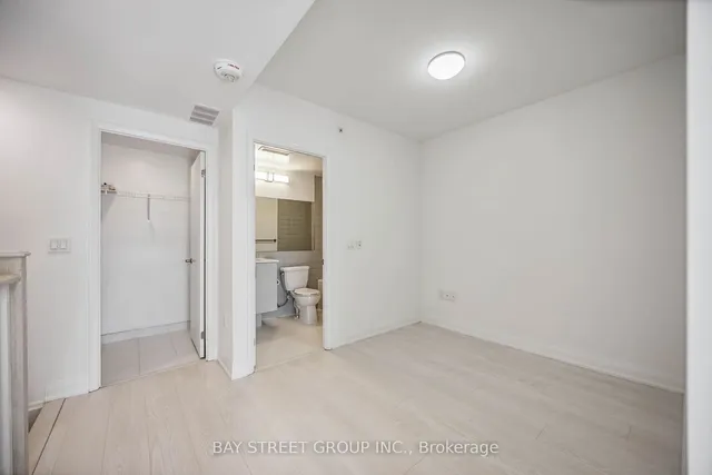 Additional property image - 30 Gibbs Rd Unit Th101