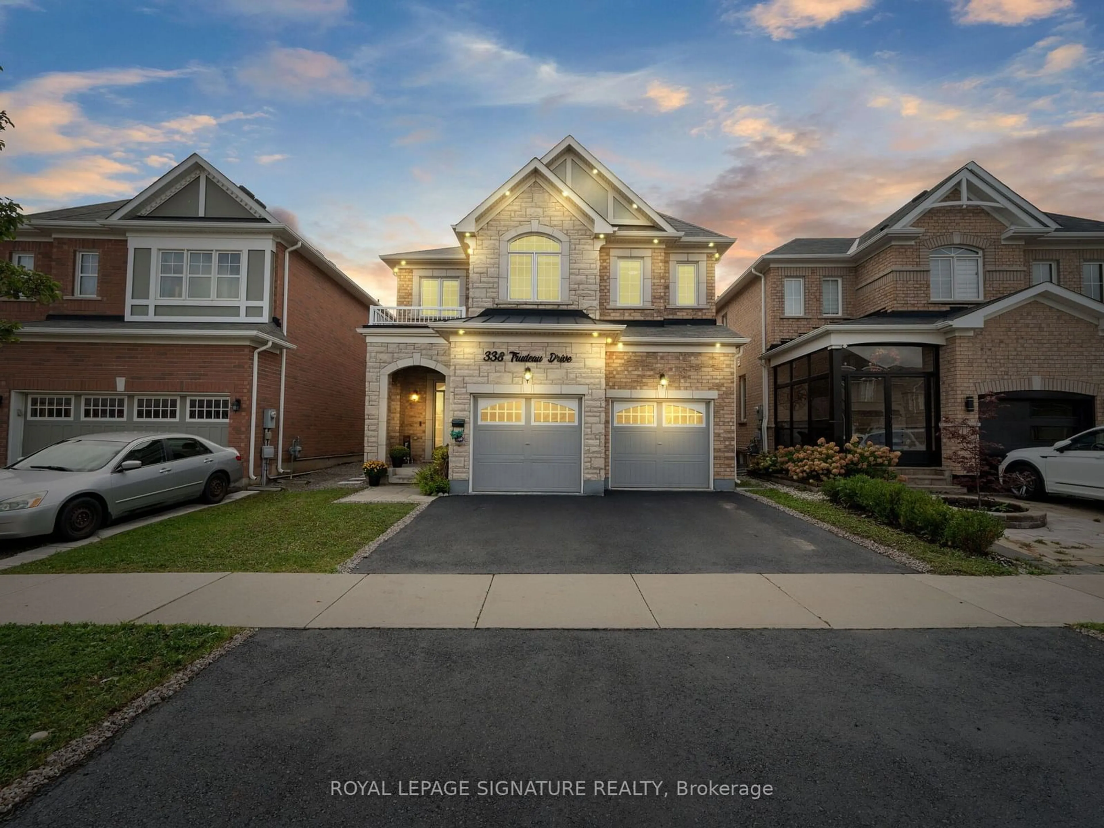 Frontside or backside of a home, the street view for 338 Trudeau Dr, Milton Ontario L9T 8Y7