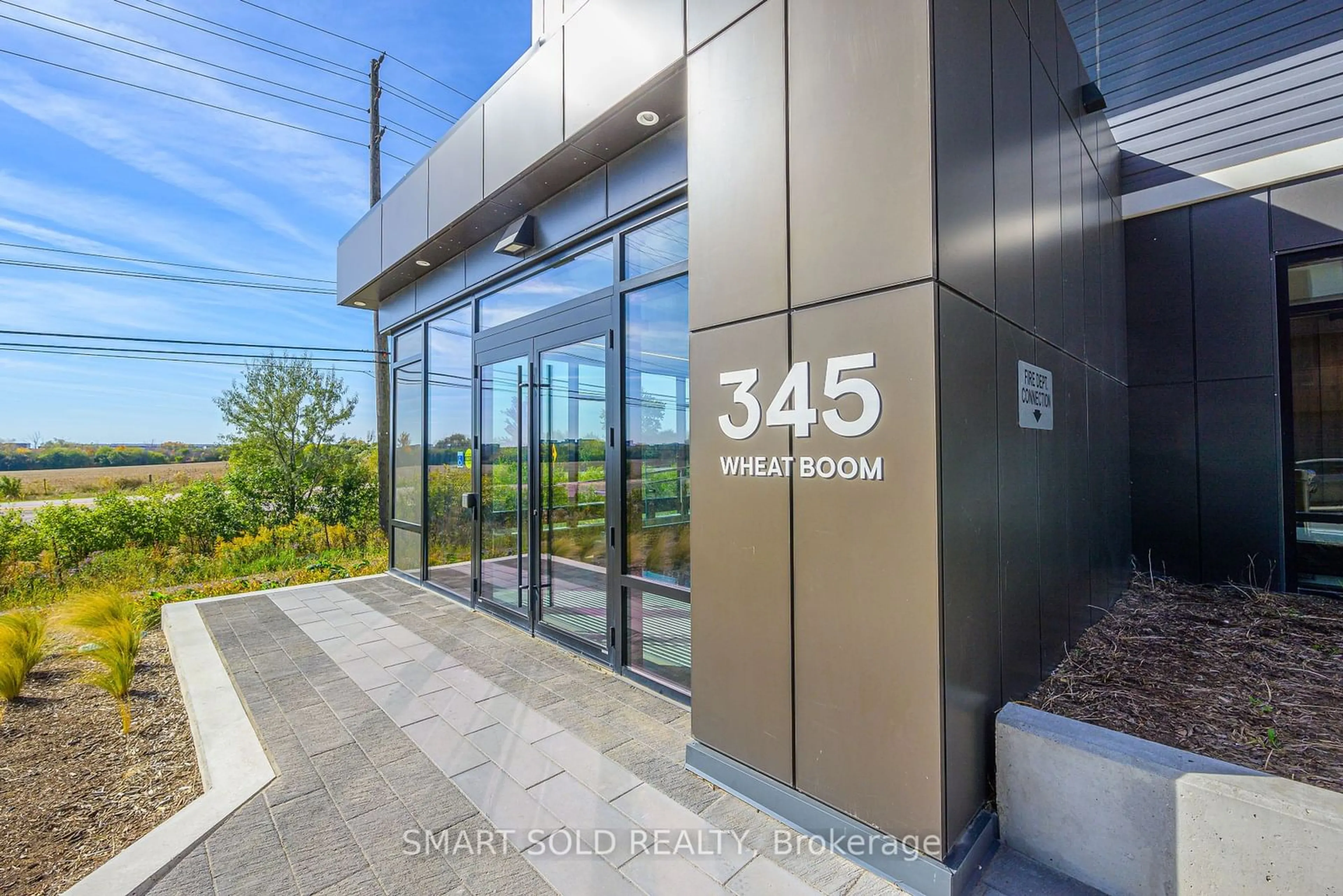 Indoor foyer for 345 Wheat Boom Dr ##404, Oakville Ontario L6H 7X4