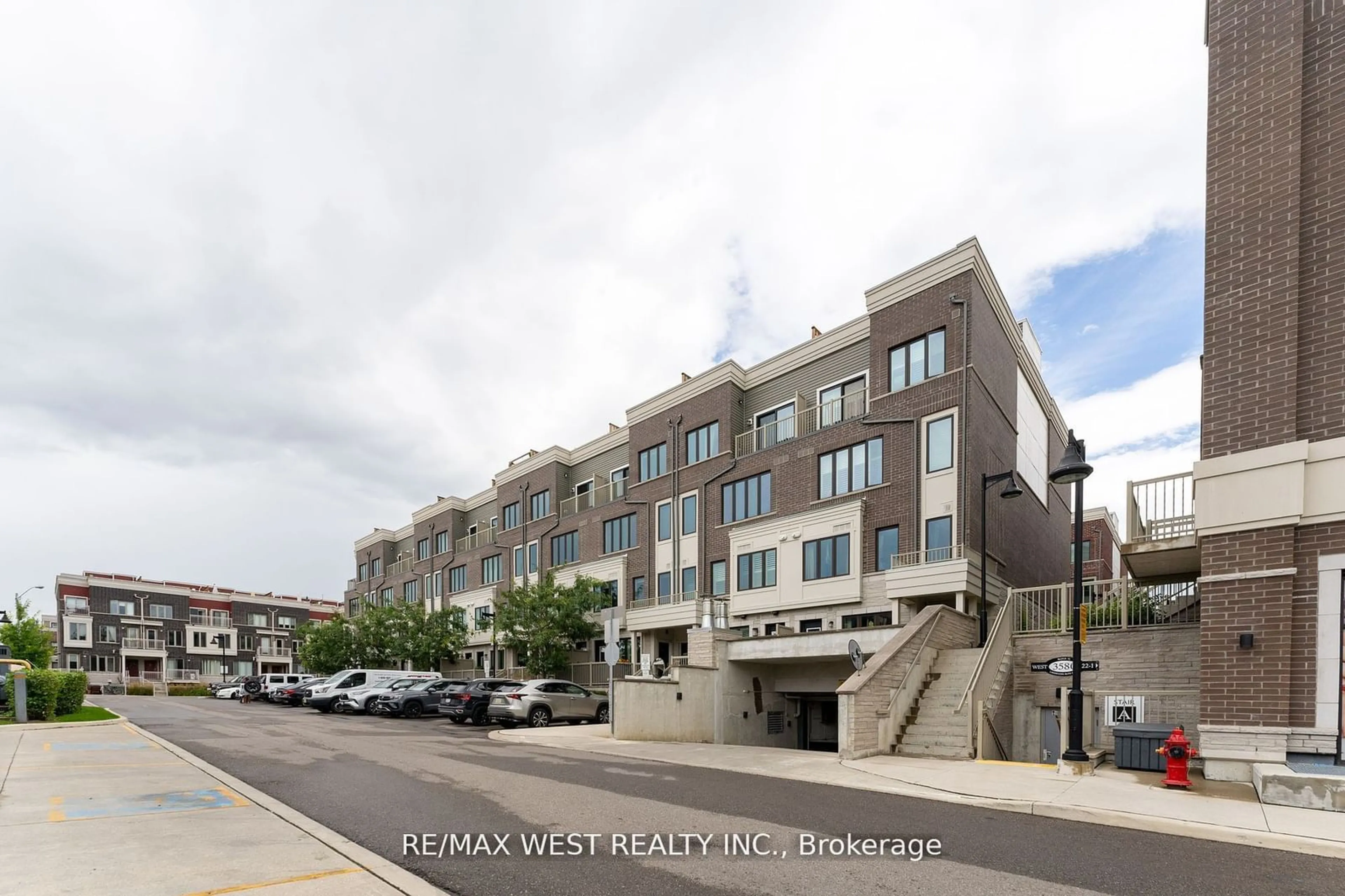 A pic from exterior of the house or condo, the front or back of building for 95 Eastwood Park Gdns #14, Toronto Ontario M8W 0B9