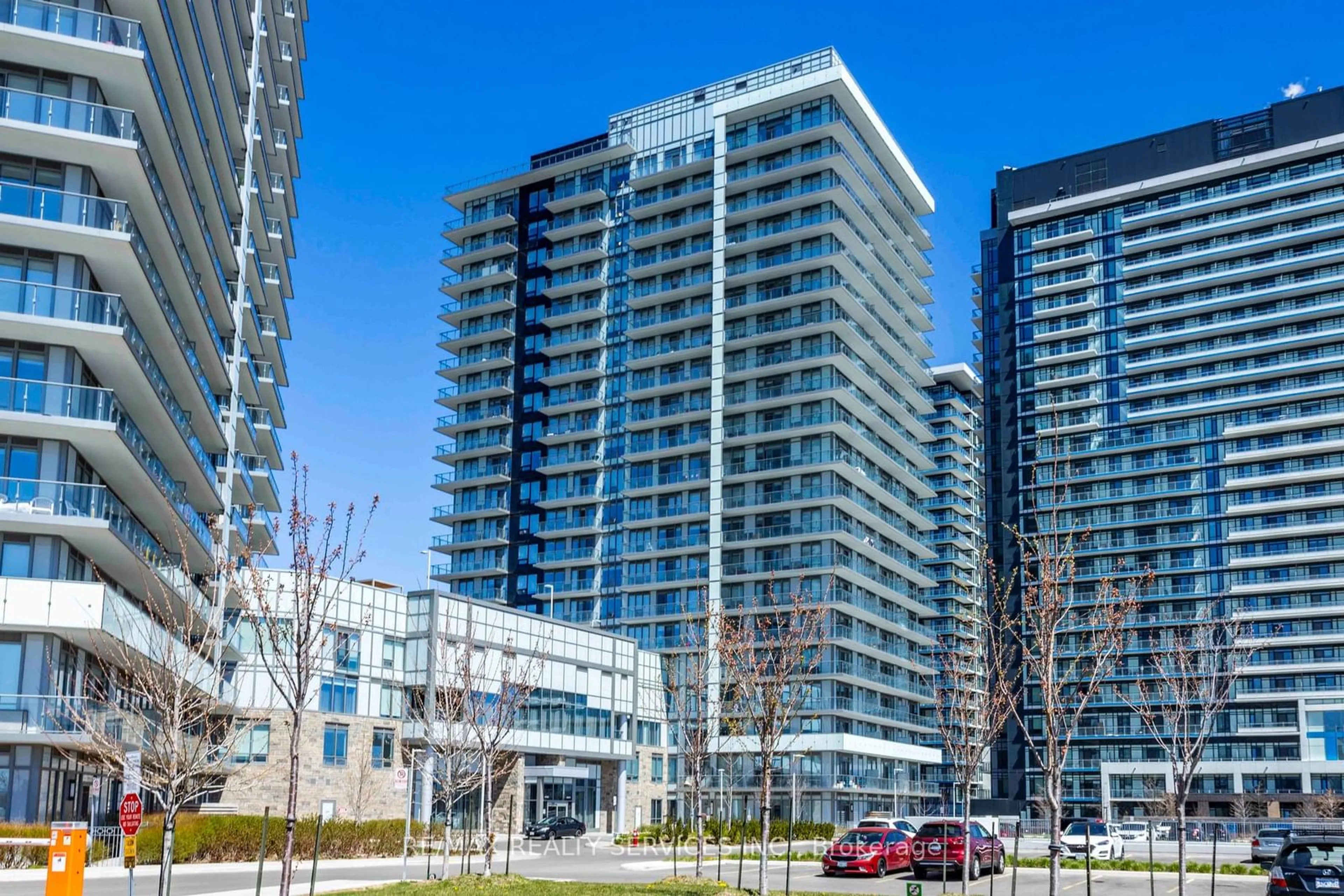 A pic from exterior of the house or condo, the front or back of building for 4675 Metcalfe Ave #1106, Mississauga Ontario L5M 0Z8