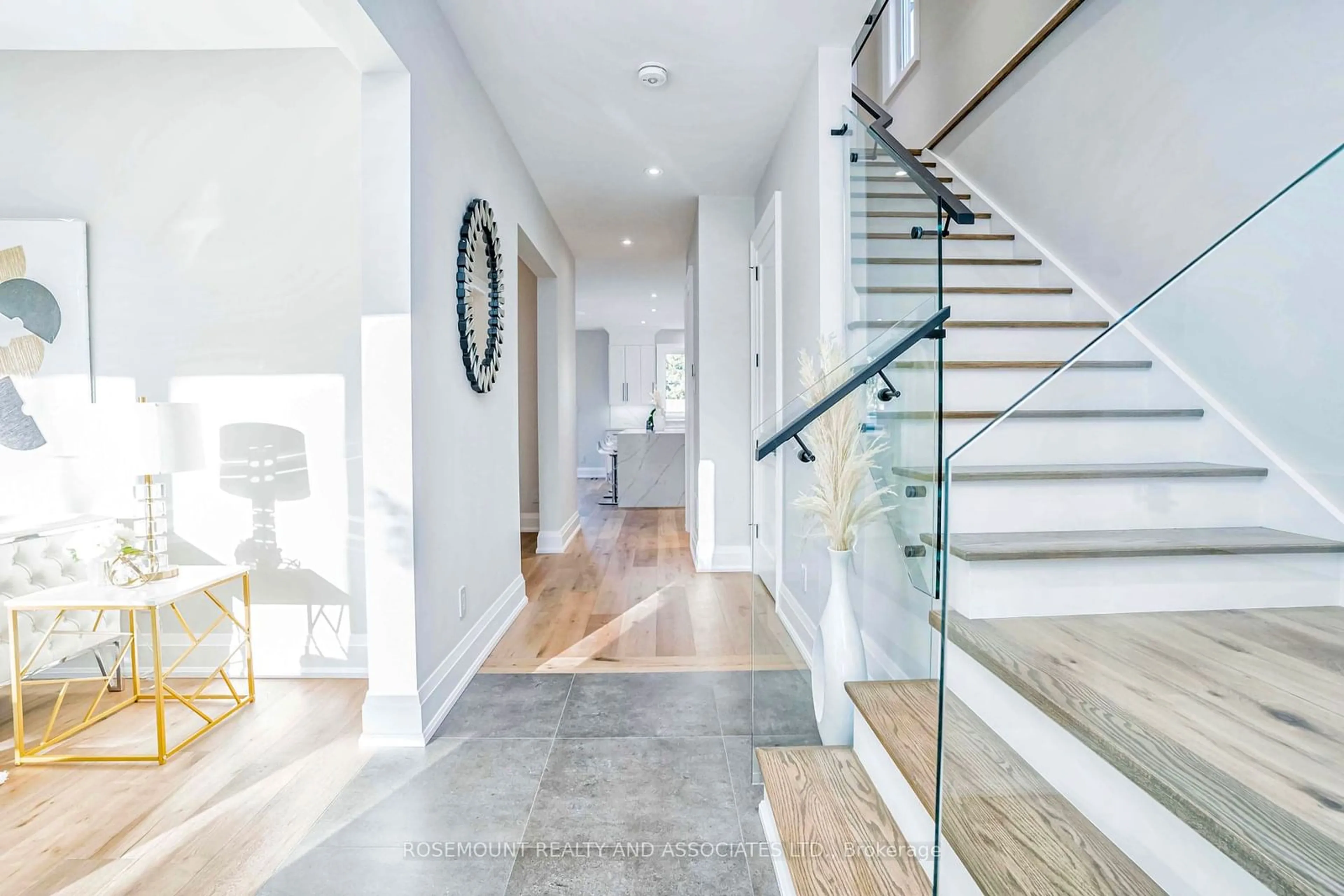 Indoor entryway, wood floors for 37 Radlett Ave, Toronto Ontario M8W 4N1