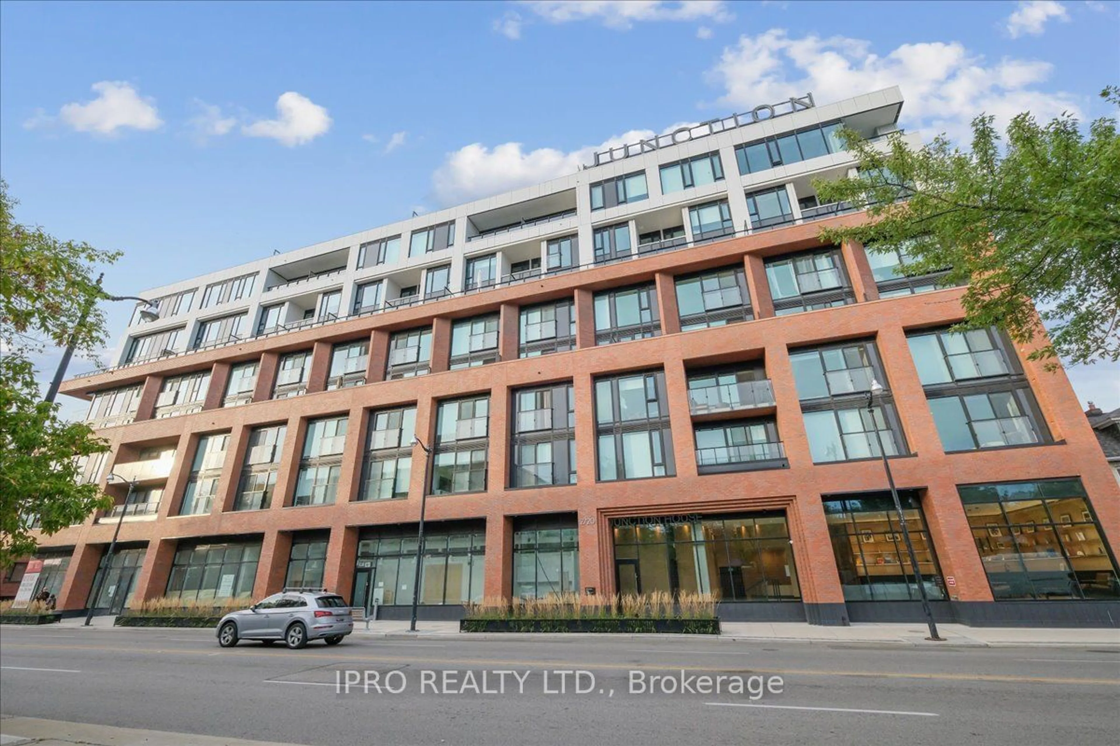 A pic from exterior of the house or condo, the front or back of building for 2720 Dundas St #201, Toronto Ontario M6P 0C3