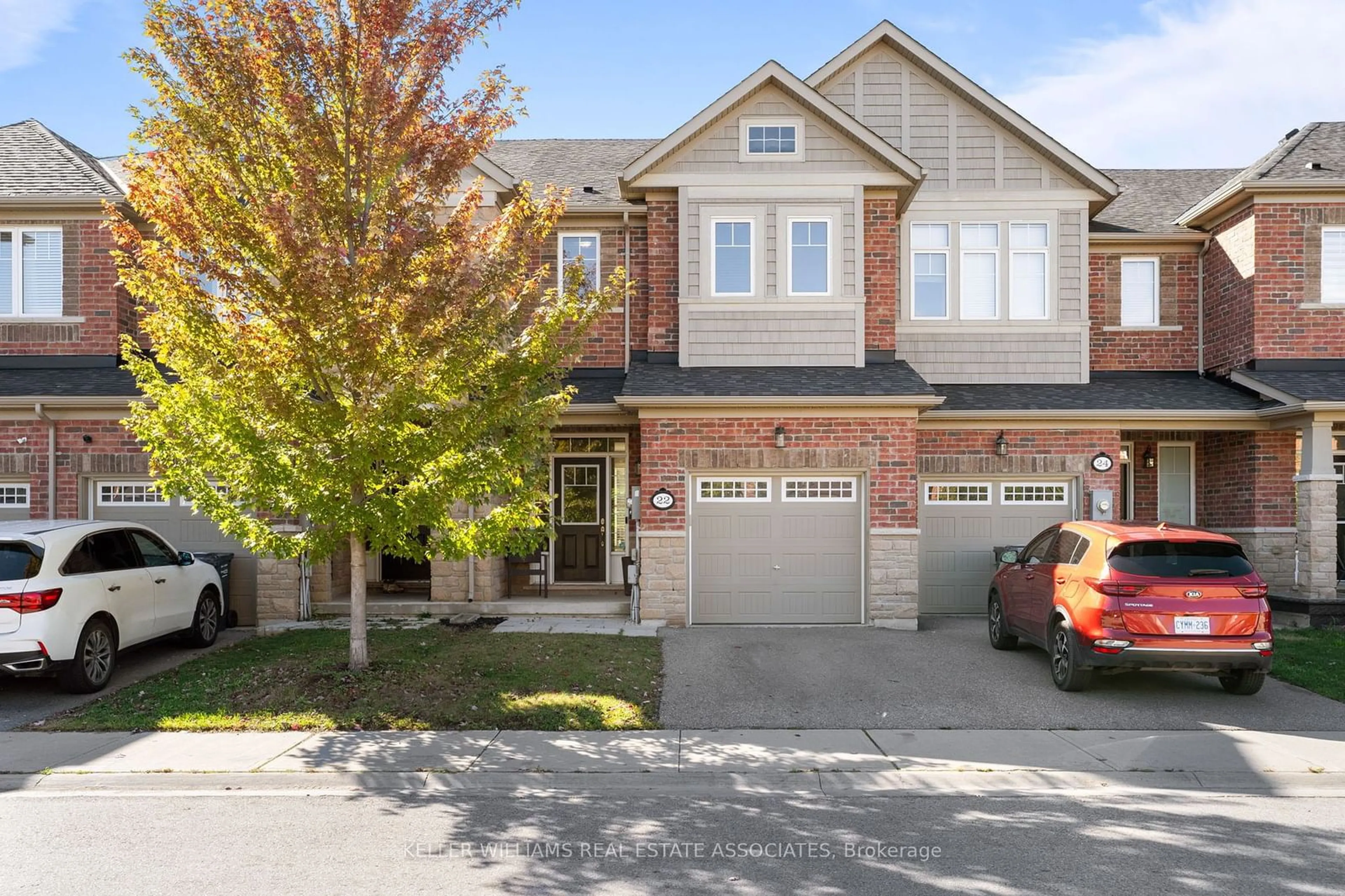 A pic from exterior of the house or condo, the street view for 22 Abigail Cres, Caledon Ontario L7C 4C7