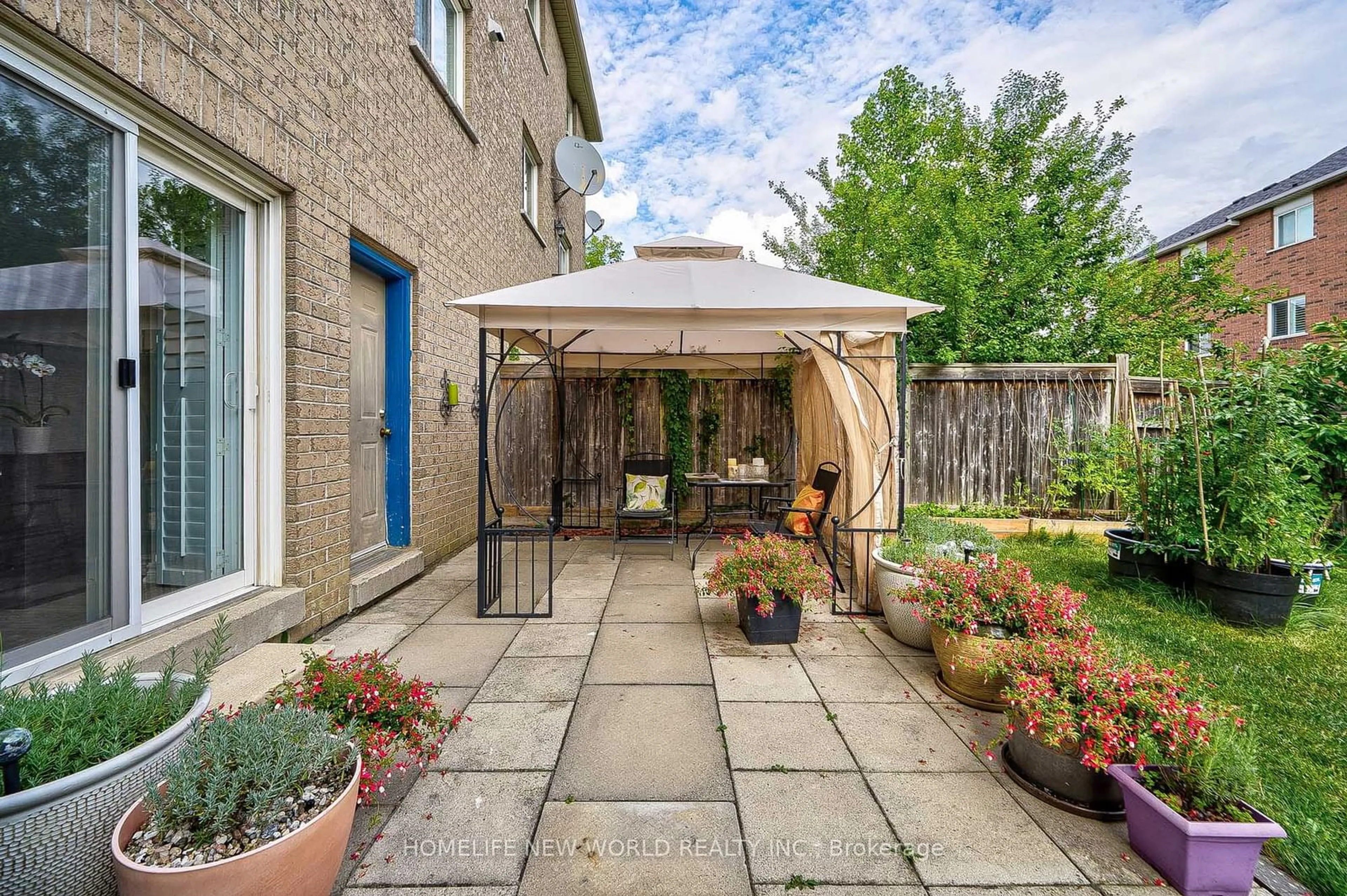 Patio, the fenced backyard for 7155 Magistrate Terr #46, Mississauga Ontario L5W 1Y8