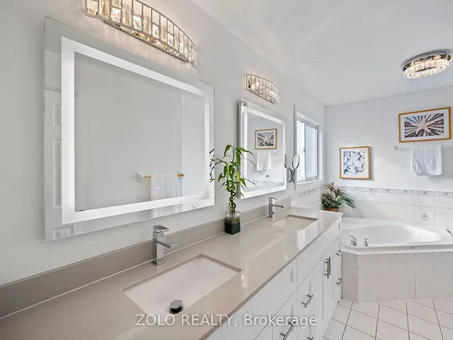 Additional property image - 8 Revelstoke Pl