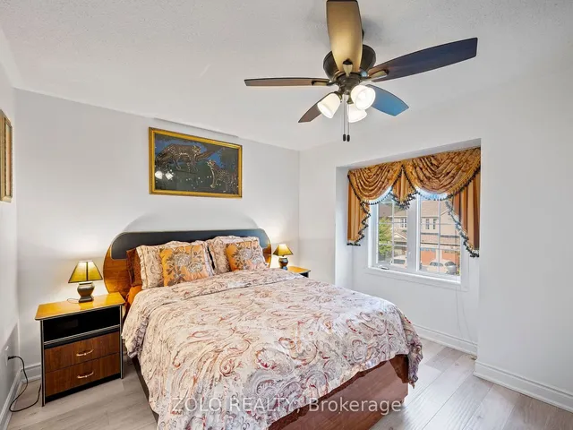 Additional property image - 8 Revelstoke Pl