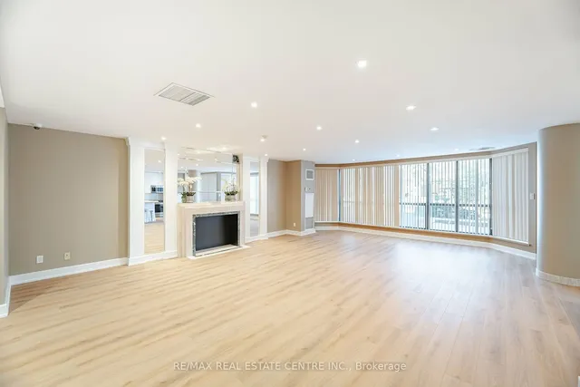 Additional image 3 of 1155 Bough Beeches Blvd Unit 208