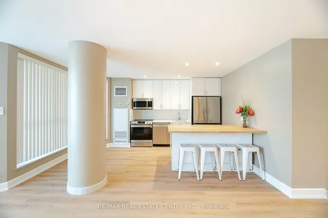 Primary image of 1155 Bough Beeches Blvd Unit 208