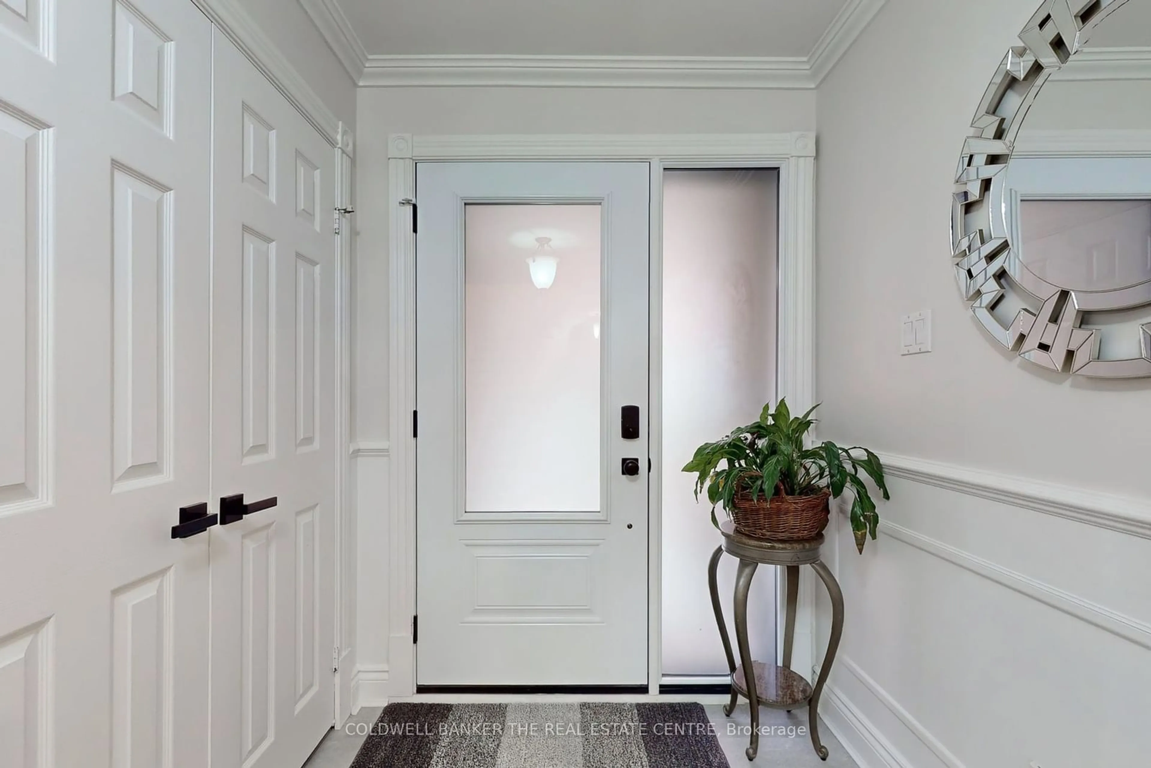 Indoor entryway, wood floors for 225 Hickman St, Caledon Ontario L7E 2P6