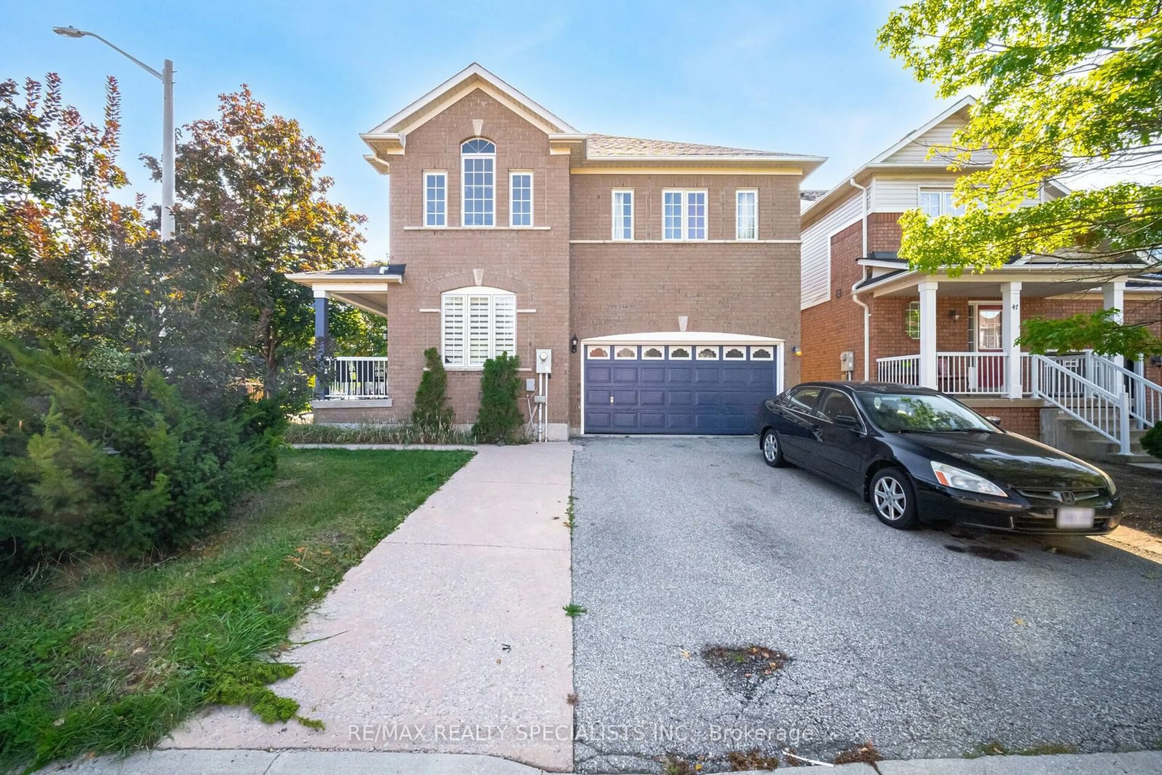 Frontside or backside of a home, the street view for 44 Kershaw St, Brampton Ontario L7A 2A5