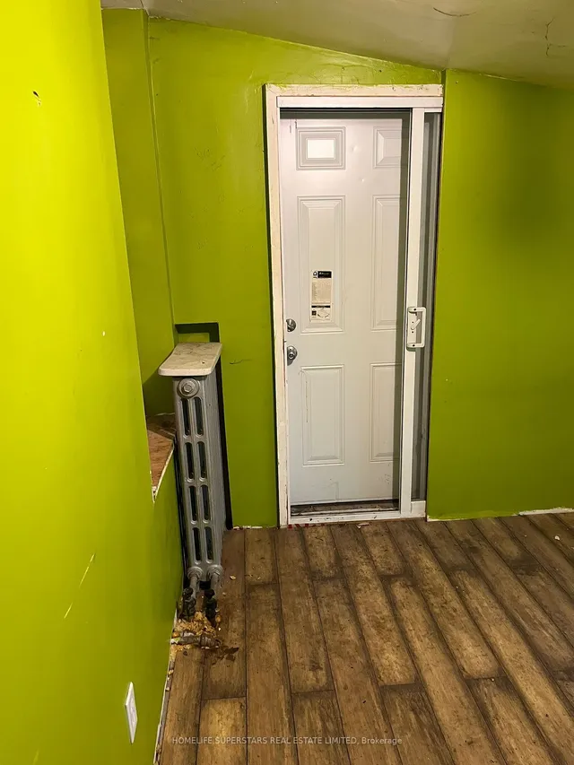 Additional property image - 2553 Dundas St