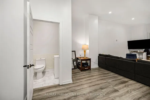 Additional property image - 121 Mulock Ave