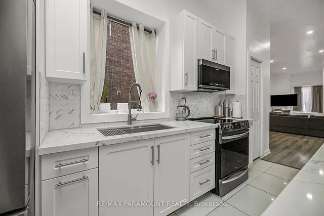 Additional property image - 121 Mulock Ave