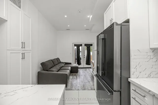 Additional property image - 121 Mulock Ave