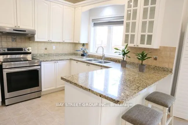 Additional property image - 2309 Coronation Dr