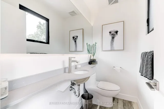 Additional property image - 3362 Guildwood Dr