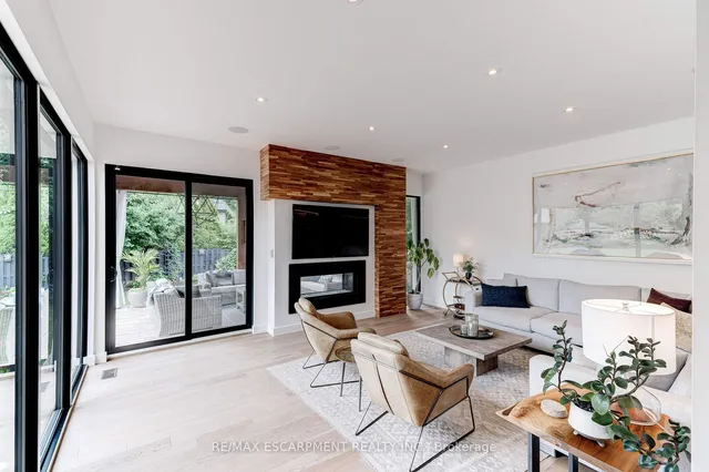 Additional property image - 3362 Guildwood Dr