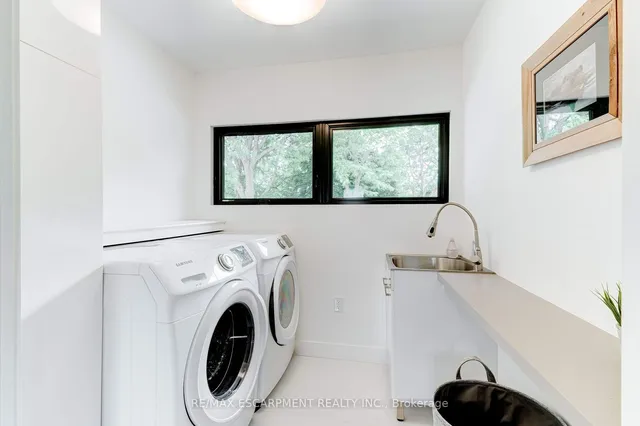 Additional property image - 3362 Guildwood Dr