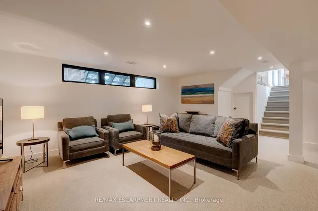 Additional property image - 3362 Guildwood Dr