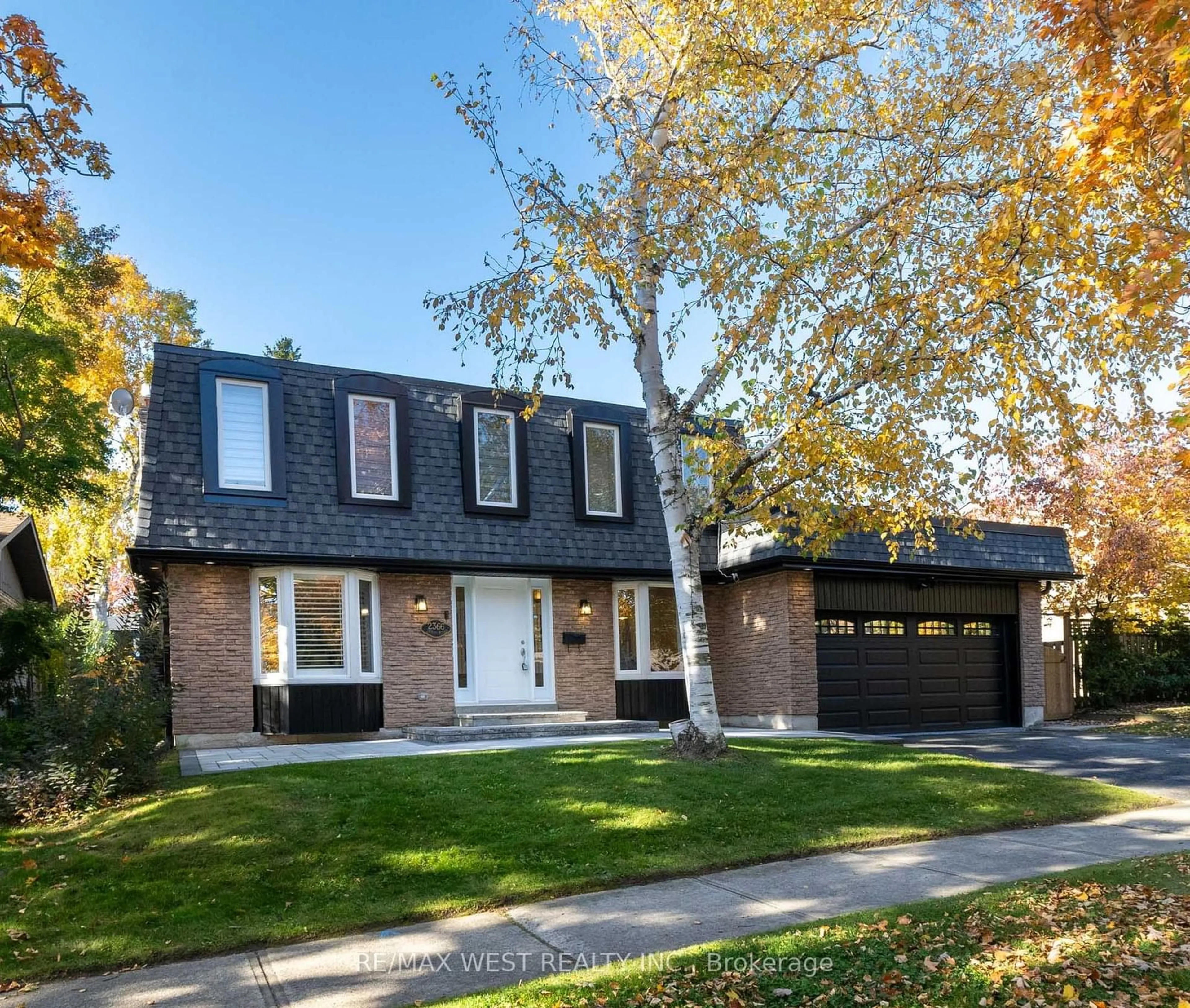 Home with brick exterior material for 2366 Devon Rd, Oakville Ontario L6J 5T6