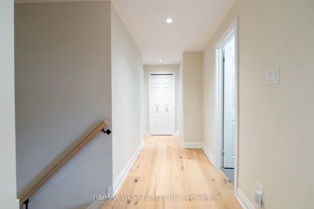 Additional property image - 2366 Devon Rd