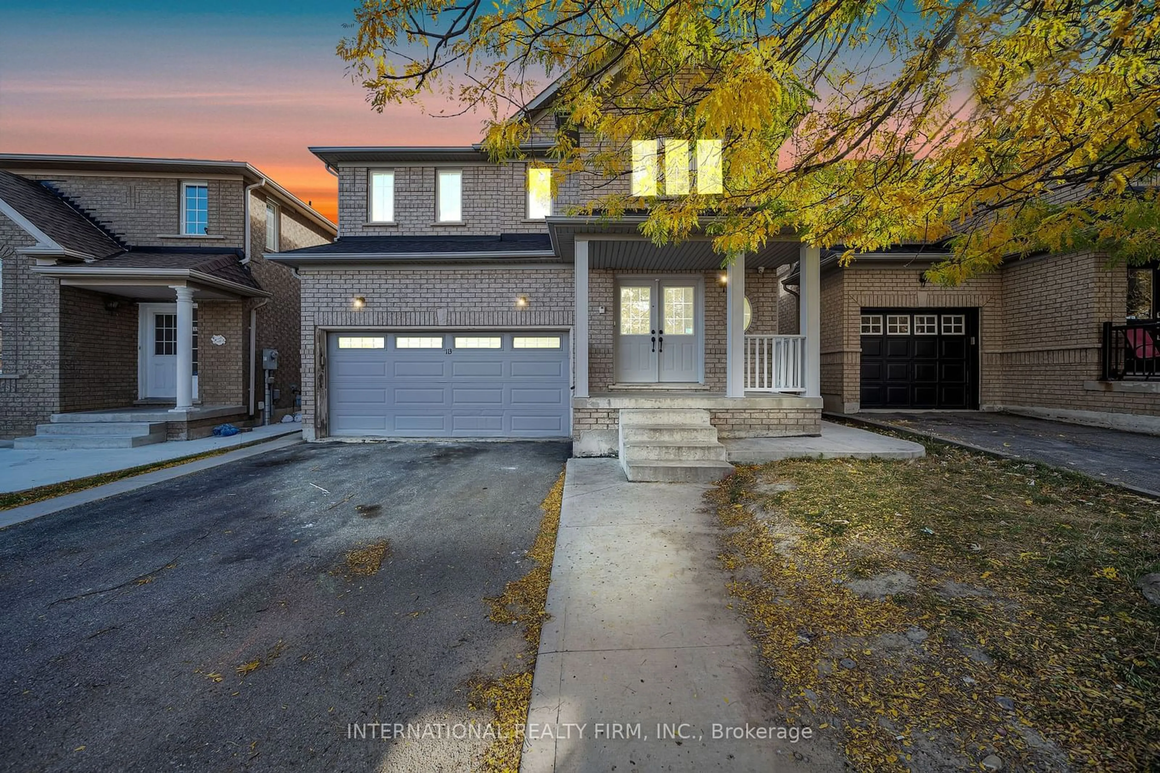 Frontside or backside of a home, the street view for 113 Fairhill Ave, Brampton Ontario L7A 2H5