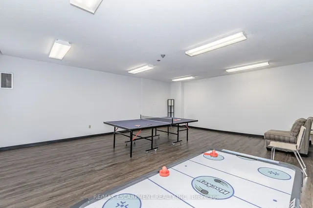 Additional property image - 2055 Upper Middle Rd Unit 1008