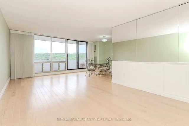 Additional property image - 2055 Upper Middle Rd Unit 1008
