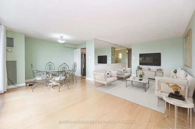 Additional property image - 2055 Upper Middle Rd Unit 1008