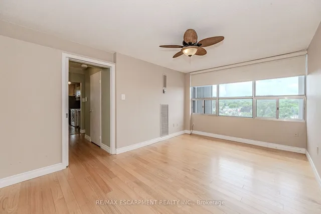 Additional property image - 2055 Upper Middle Rd Unit 1008