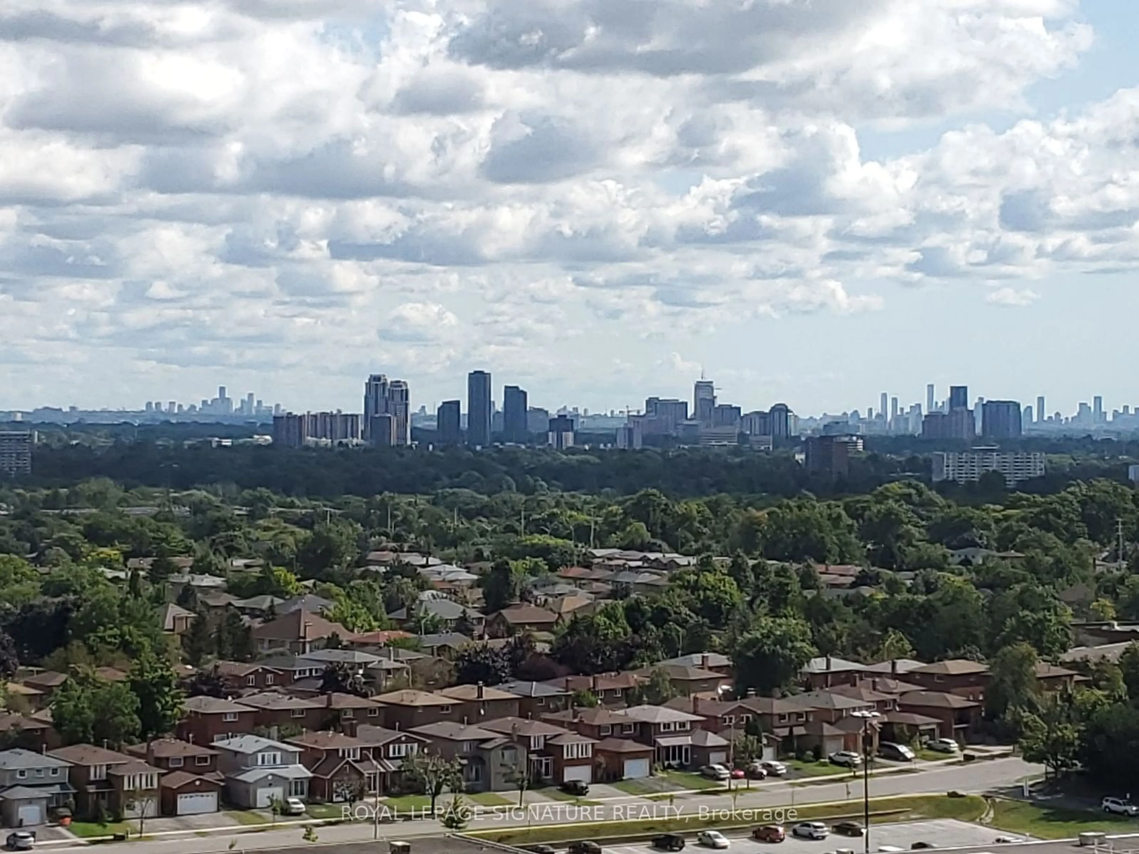 A pic from exterior of the house or condo, the view of city buildings for 1360 Rathburn Rd #Ph06, Mississauga Ontario L4W 4H4