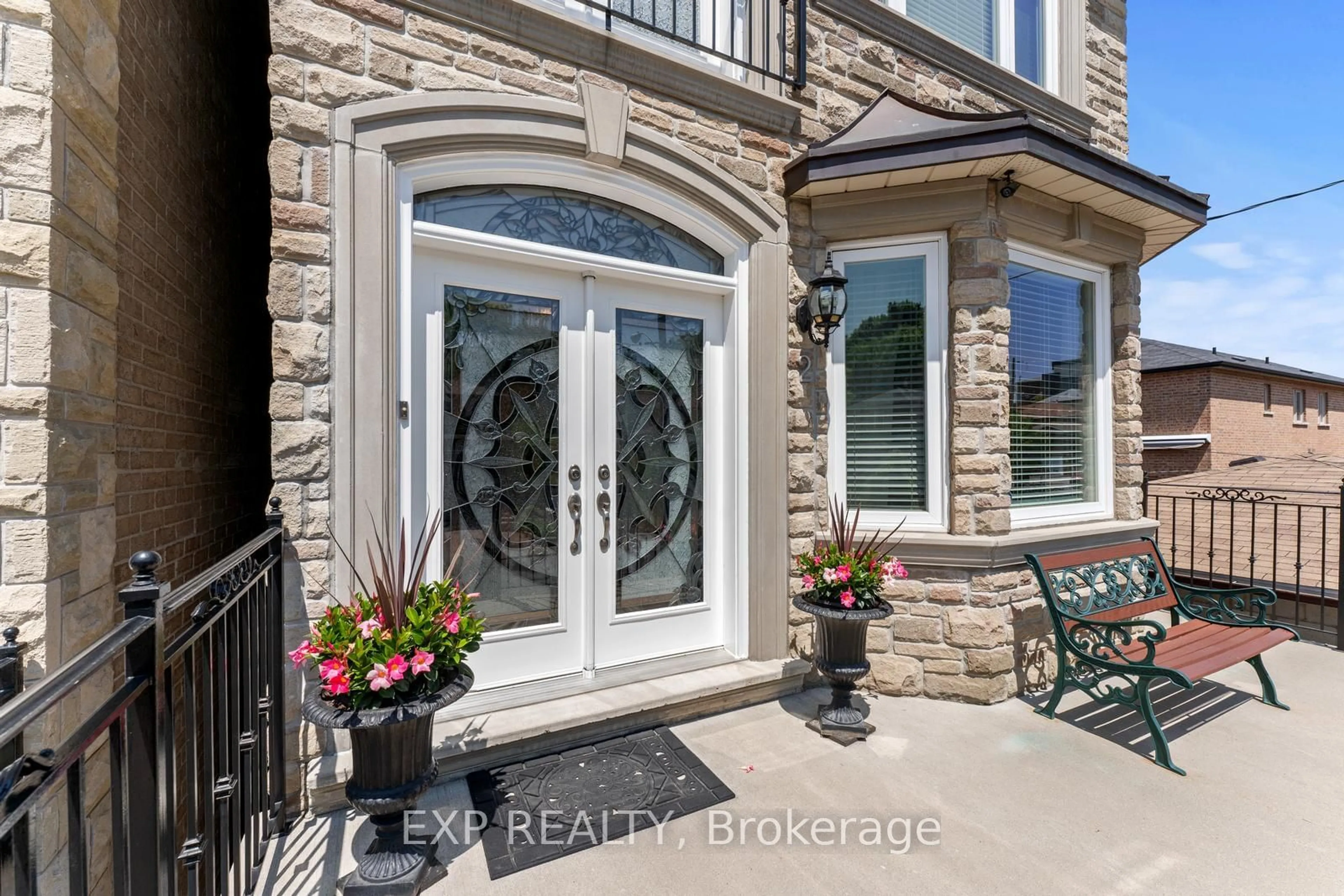 Indoor entryway, ceramic floors for 2 Rochdale Ave, Toronto Ontario M6E 1X1