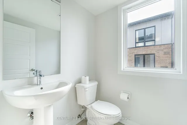 Additional property image - 1208 Main St Unit 201