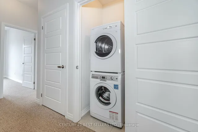 Additional property image - 1208 Main St Unit 201