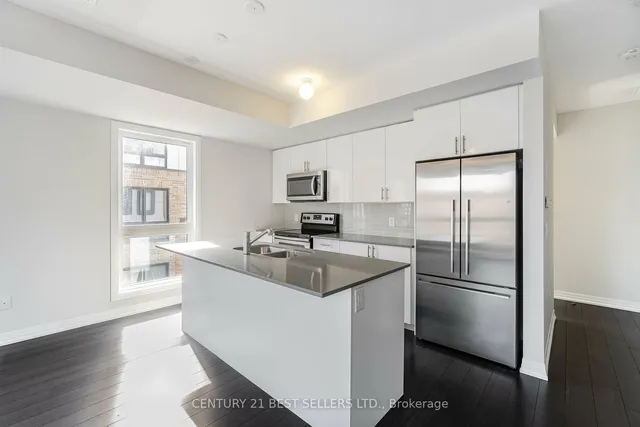 Additional property image - 1208 Main St Unit 201