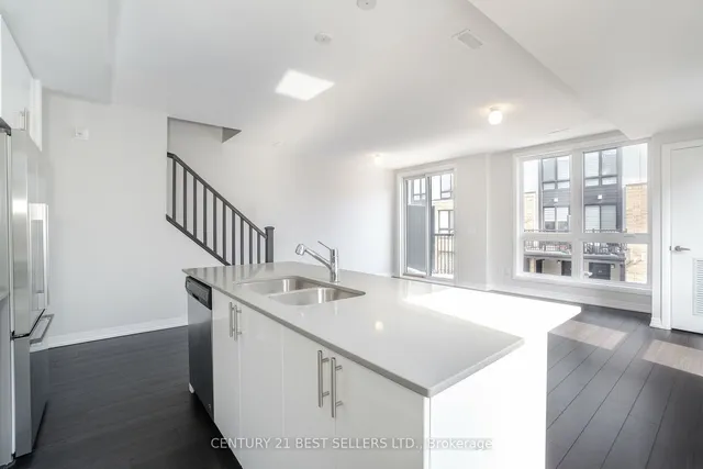 Additional property image - 1208 Main St Unit 201