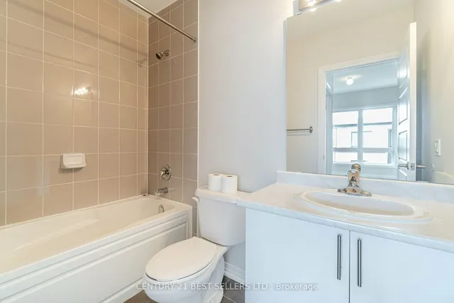 Additional property image - 1208 Main St Unit 201