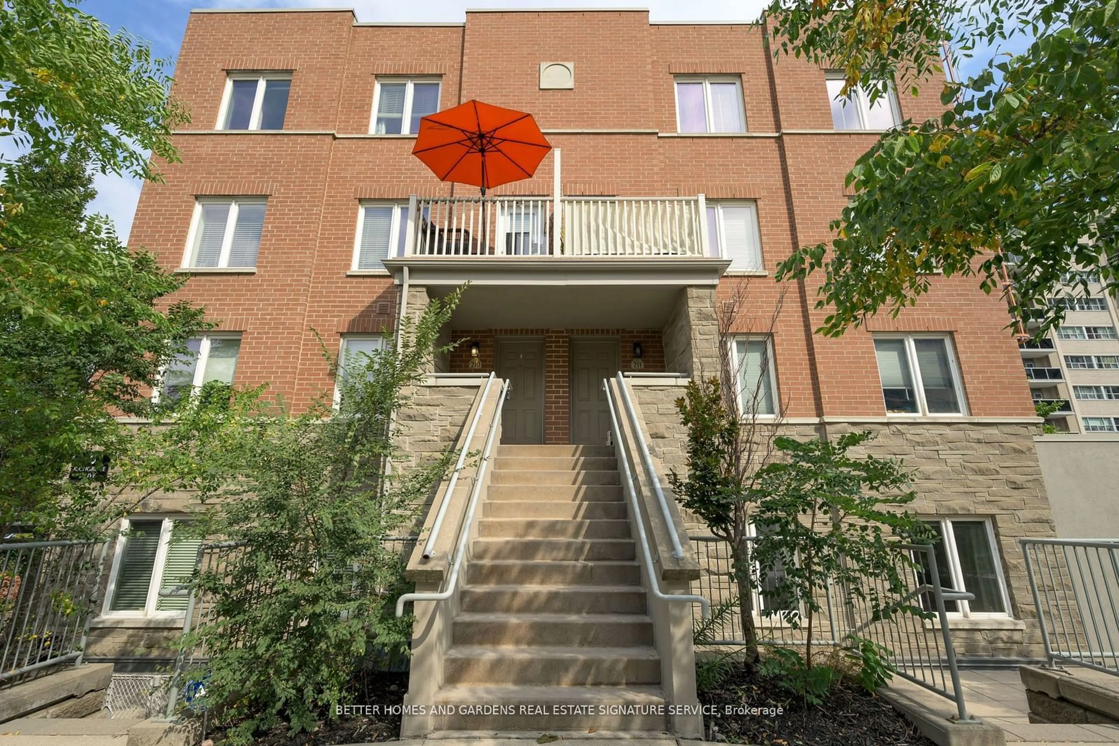 A pic from exterior of the house or condo, the front or back of building for 5 Richgrove Dr #210, Toronto Ontario M9R 0A3