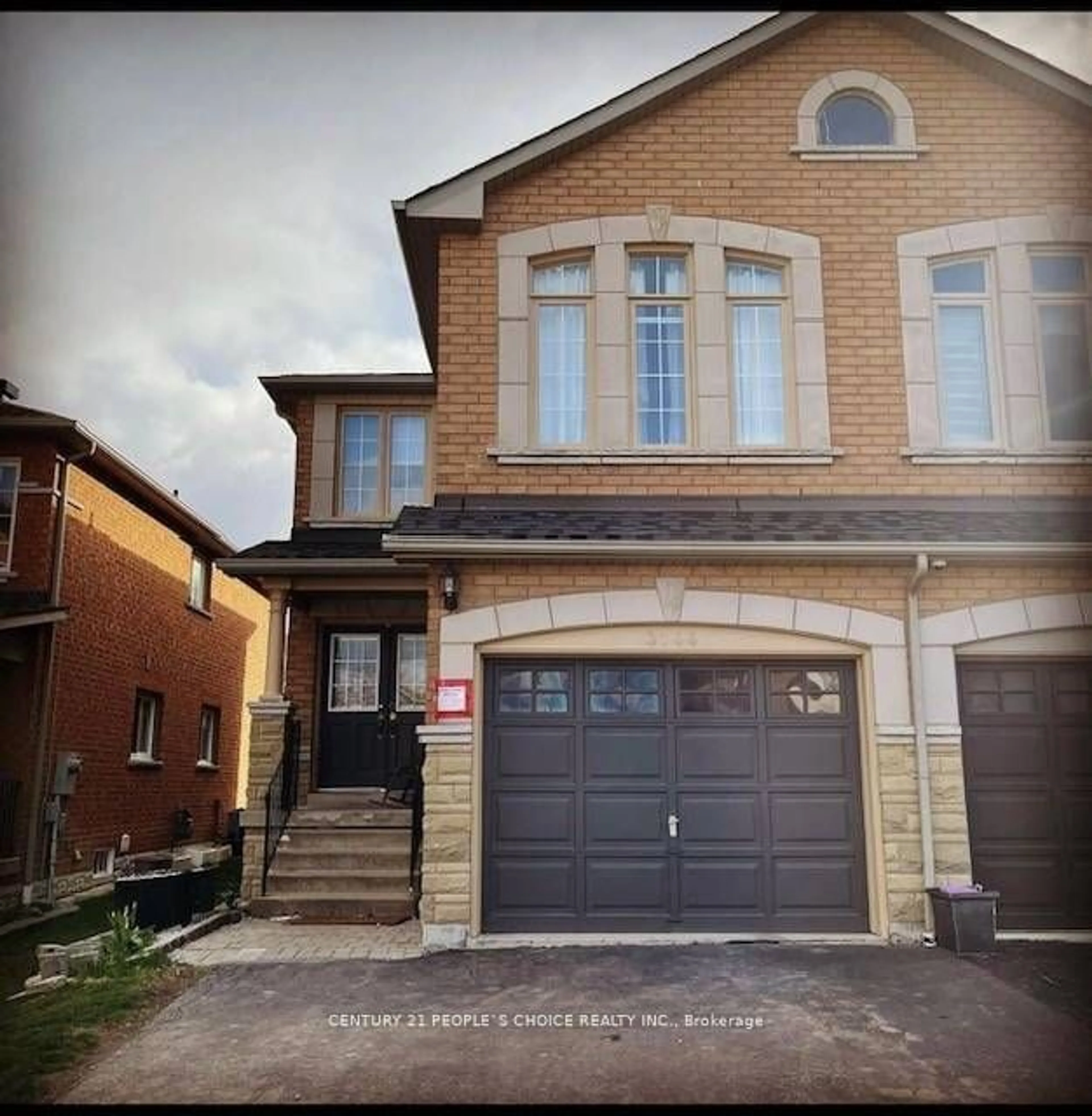 Home with brick exterior material for 3144 Wheatstone Ave, Mississauga Ontario L5B 4J1