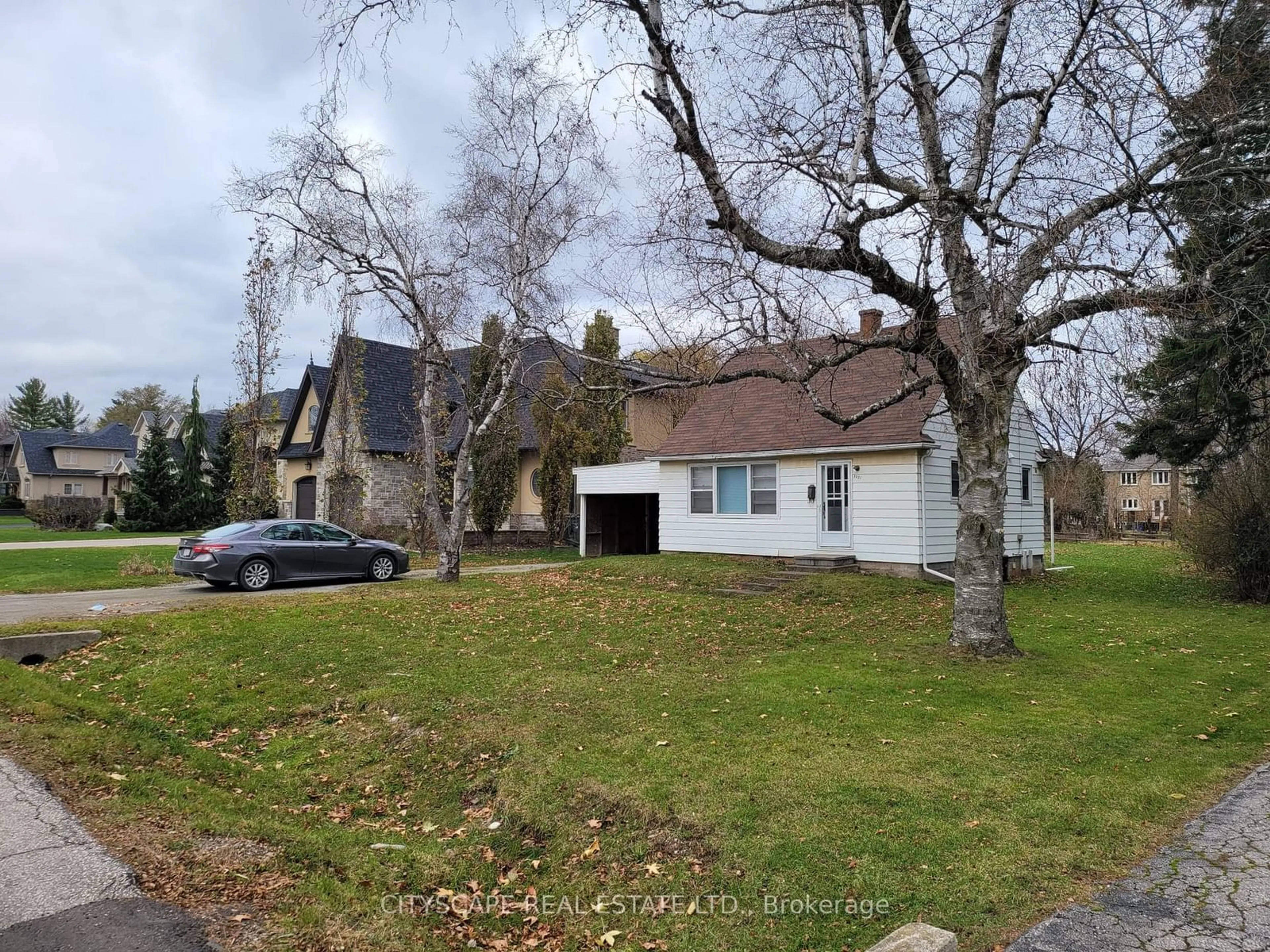 Frontside or backside of a home, cottage for 1031 Truman Ave, Oakville Ontario L6H 1Y7