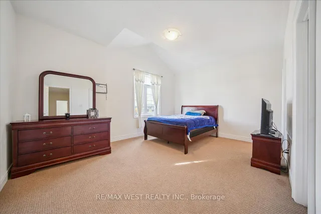 Additional property image - 4 Landview Rd