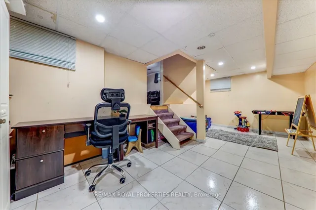 Additional property image - 20 Histon Cres