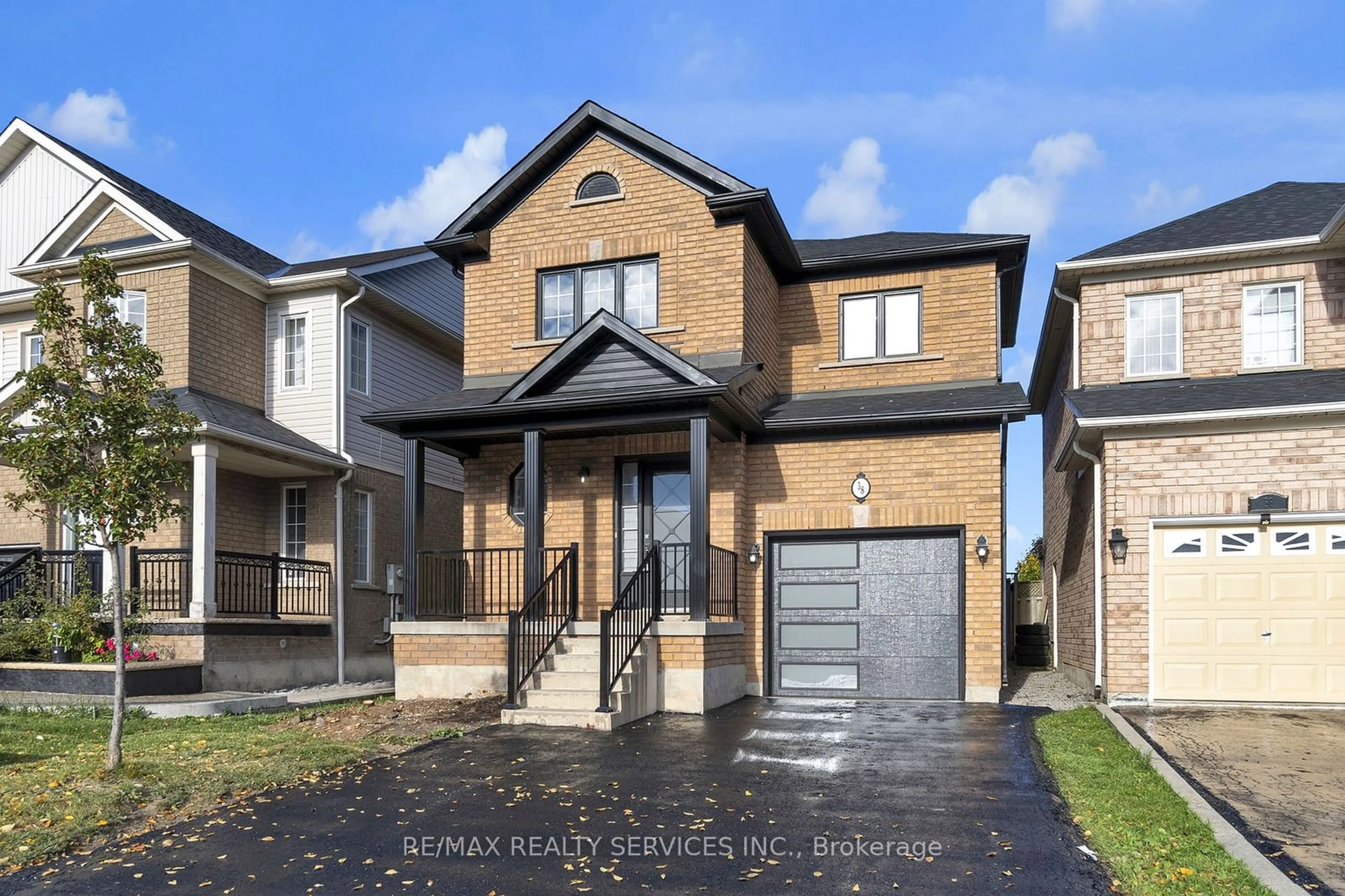 Frontside or backside of a home, the street view for 38 Spencer Dr, Brampton Ontario L7A 2A5