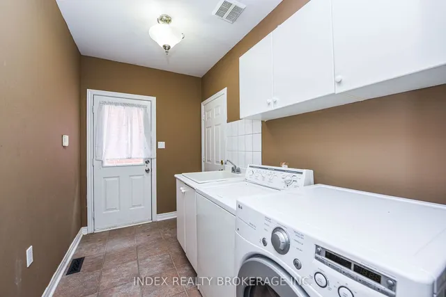 Additional property image - 32 Charger Lane