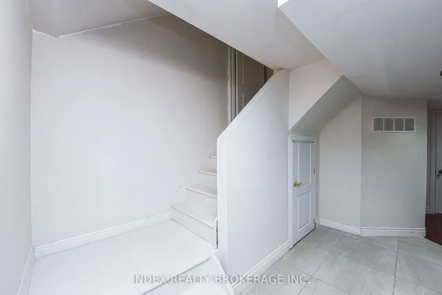 Additional property image - 32 Charger Lane