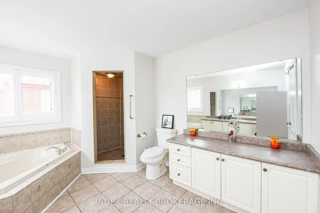 Additional property image - 32 Charger Lane