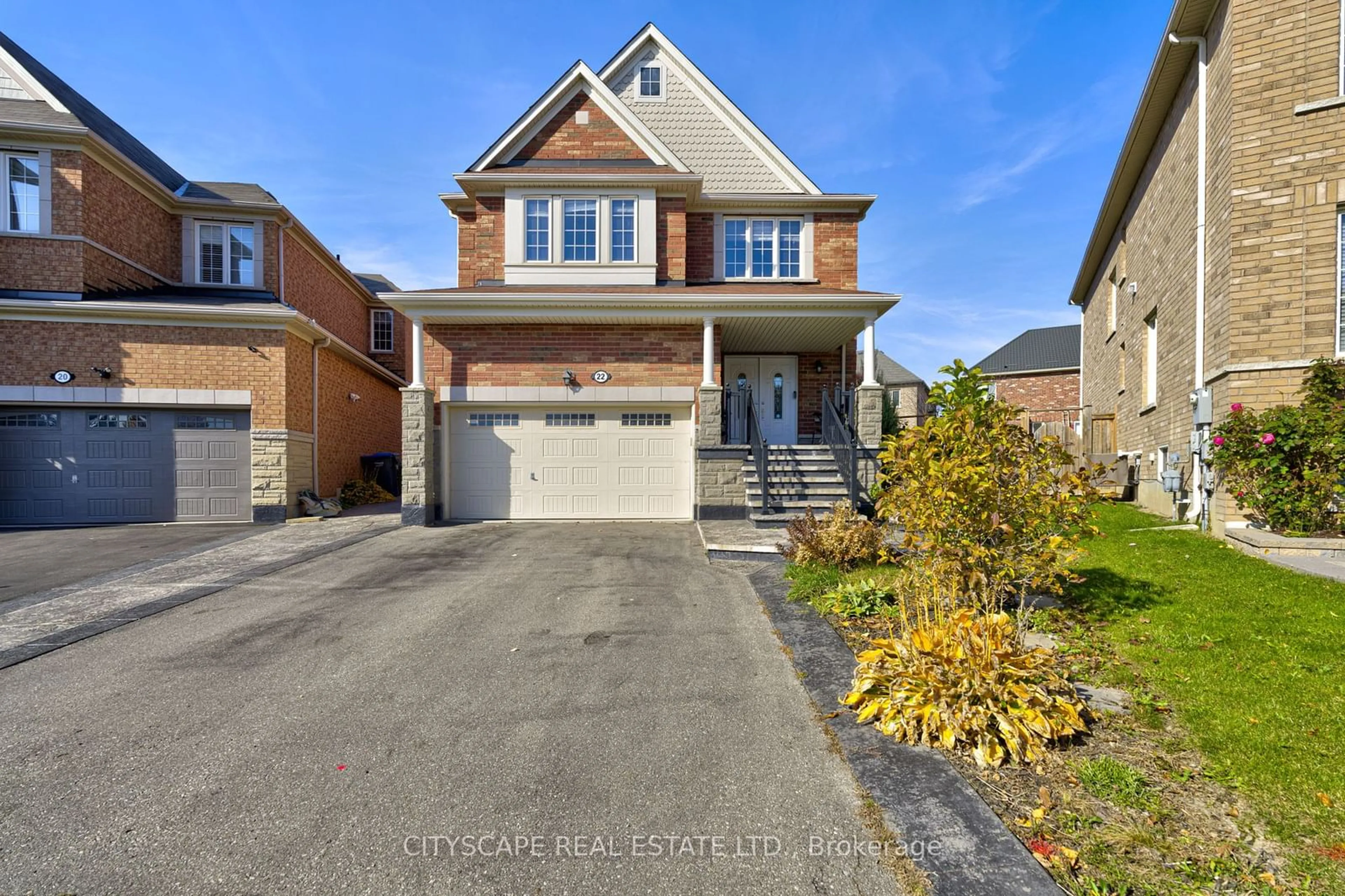 Frontside or backside of a home, the street view for 22 Kawana Rd, Brampton Ontario L6Y 0W2