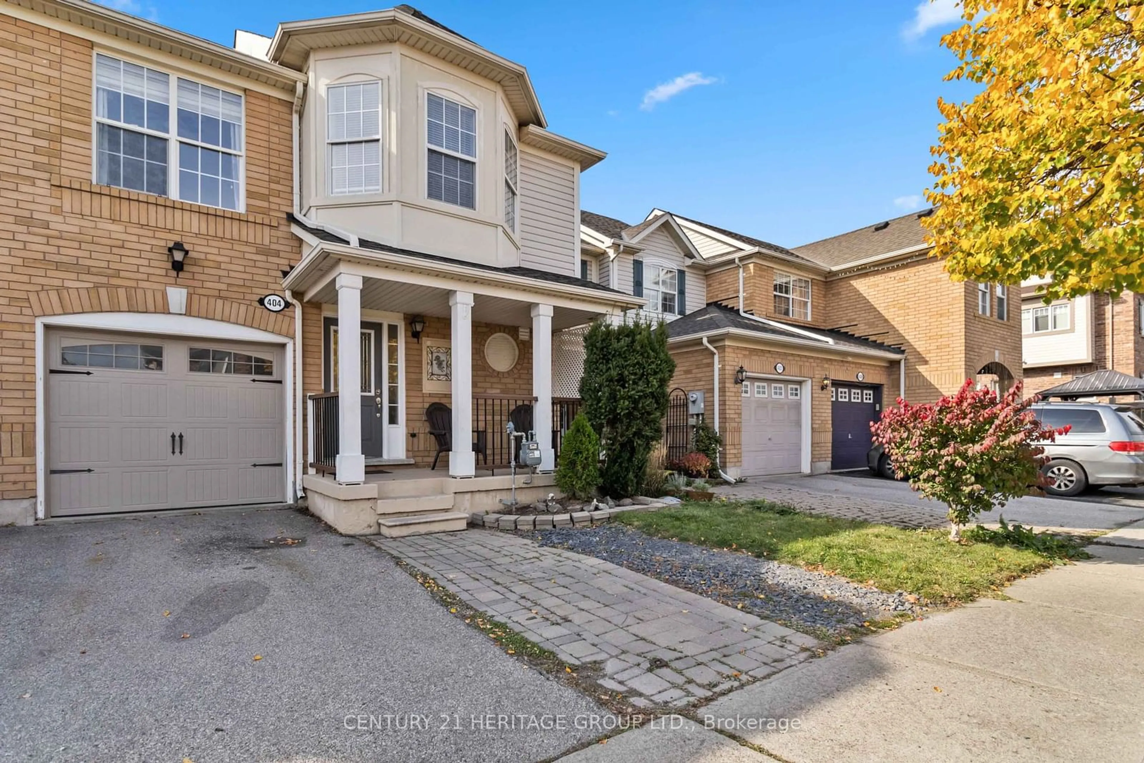 A pic from exterior of the house or condo, the street view for 404 Patterson Dr, Milton Ontario L9T 5N4