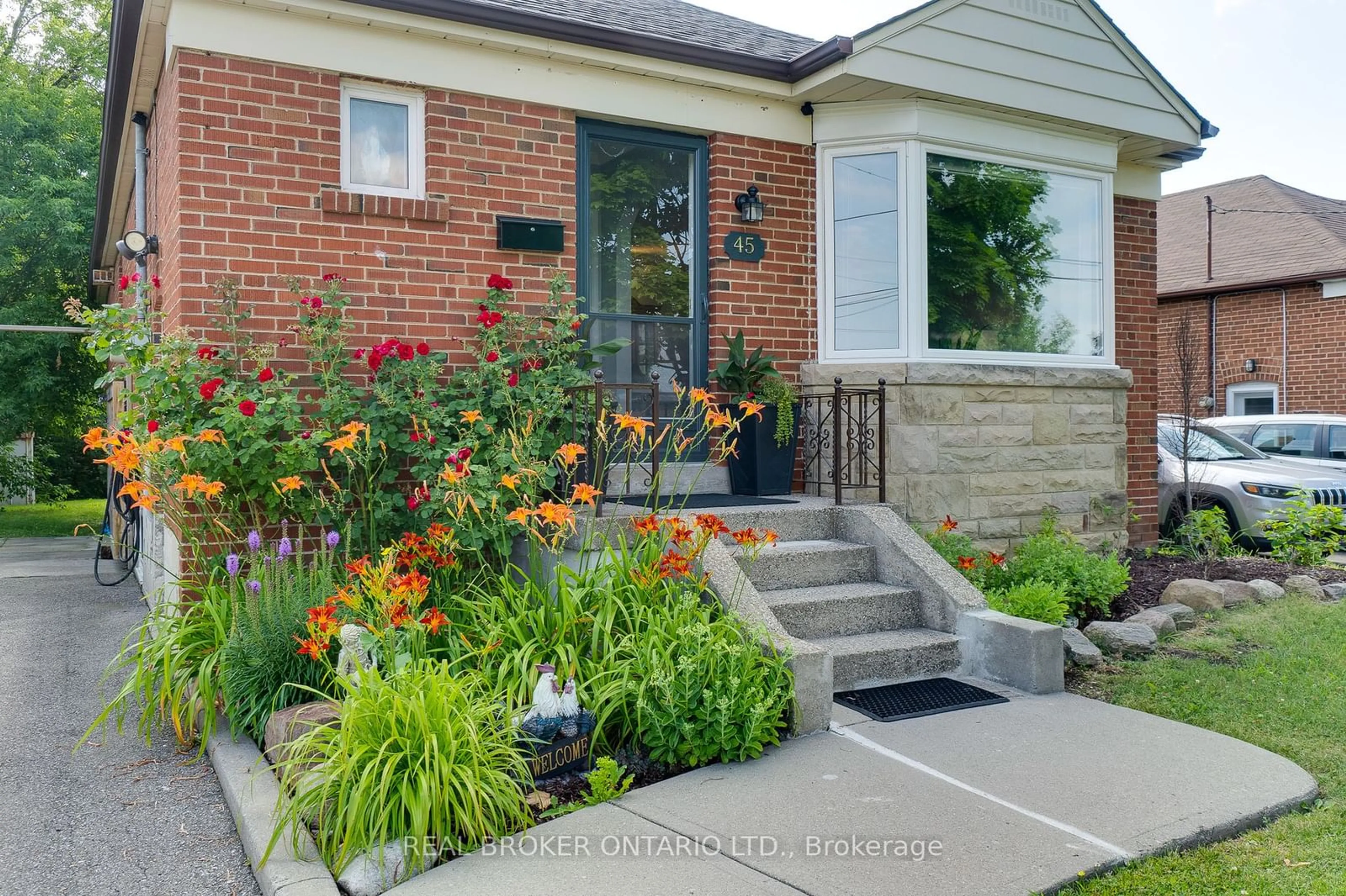 Frontside or backside of a home, cottage for 45 Mayall Ave, Toronto Ontario M3L 1E7